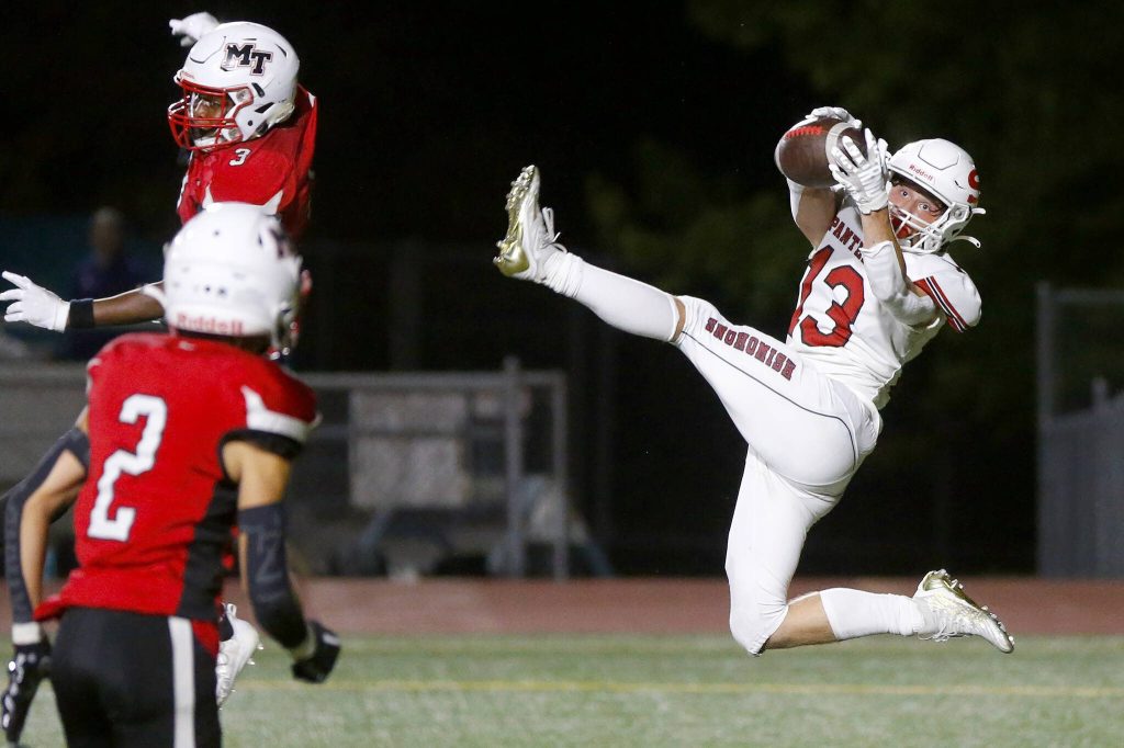 Snohomish senior wideout Ryan Steppe comes down with a touchdown catch with 2 seconds remaining in the first half of a matchup against against Mountlake Terrace on Friday, Sept. 8, 2023, at Edmonds Stadium in Edmonds, Washington. (Ryan Berry / The Herald)