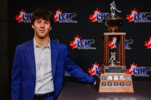 Everett Silvertips defenseman Landon DuPont was named CHL Rookie of the Year at the 2025 CHL Awards in Toronto, Ontario. (Photo courtesy of Josh Kim / Canadian Hockey League)