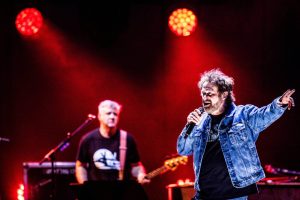 Counting Crows come to Chateau Ste. Michelle on August 17. (Dan Gleiter | dgleiter@pennlive.com)