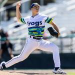 Everett AquaSox pitcher Evan Truitt pitches during the game against the Spokane Indians on July 24, 2025 in Everett. (Olivia Vanni / The Herald)